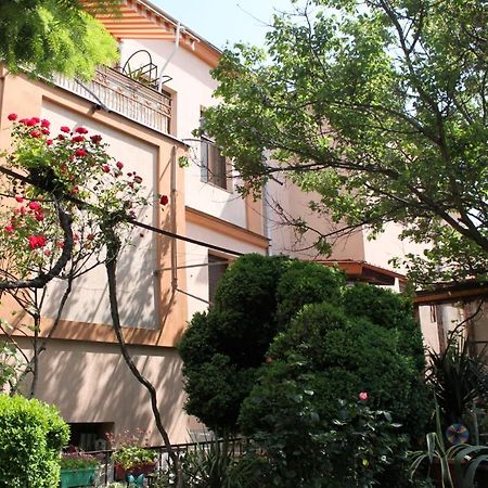 Orange House In The Old Town Plovdiv Hotel Bagian luar foto