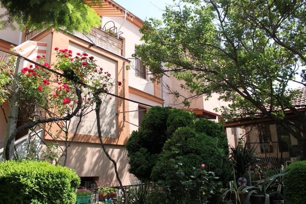 Orange House In The Old Town Plovdiv Hotel Bagian luar foto