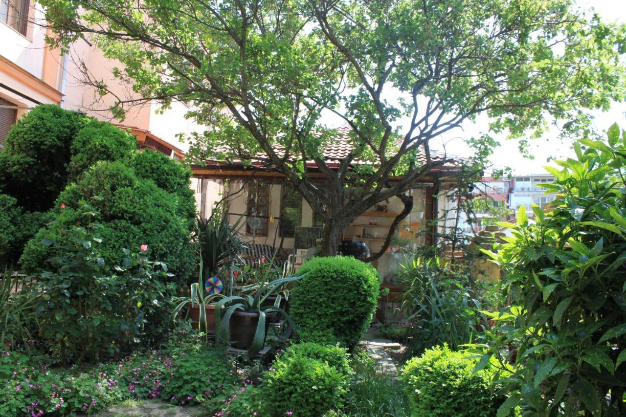 Orange House In The Old Town Plovdiv Hotel Bagian luar foto